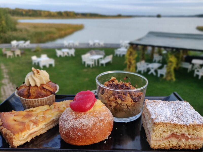 Andra platsen i ”Äppelkriget”, Impressioni di settembre – receptet